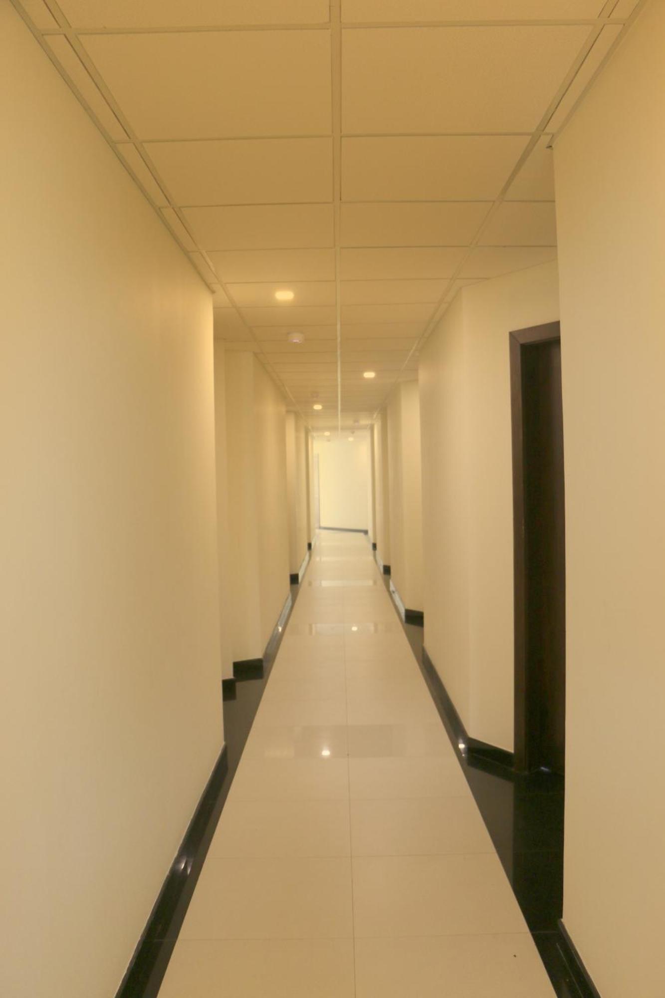Saninro Hotel - Ragama Zewnętrze zdjęcie
