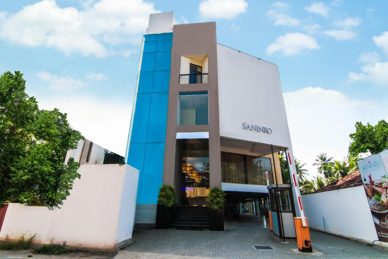 Saninro Hotel - Ragama Zewnętrze zdjęcie