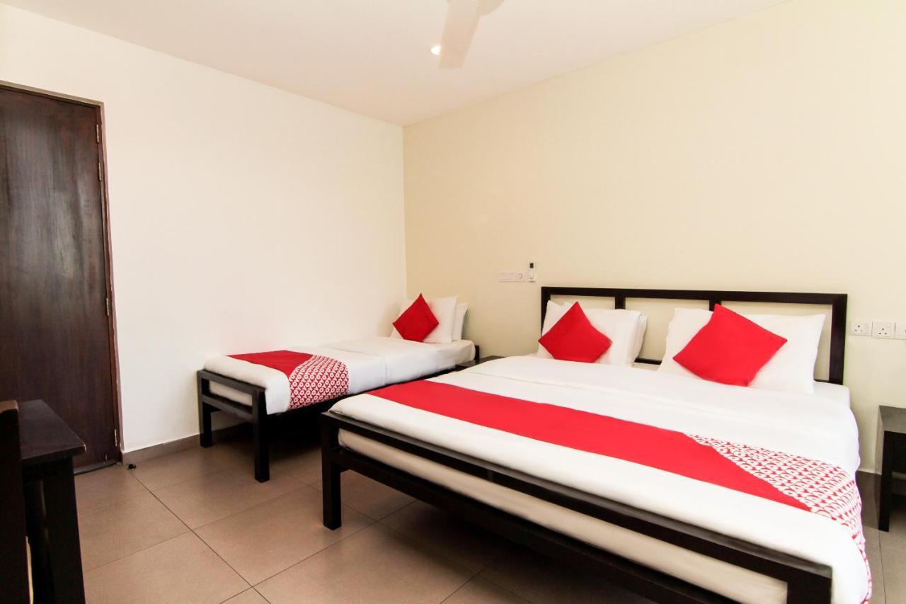 Saninro Hotel - Ragama Zewnętrze zdjęcie