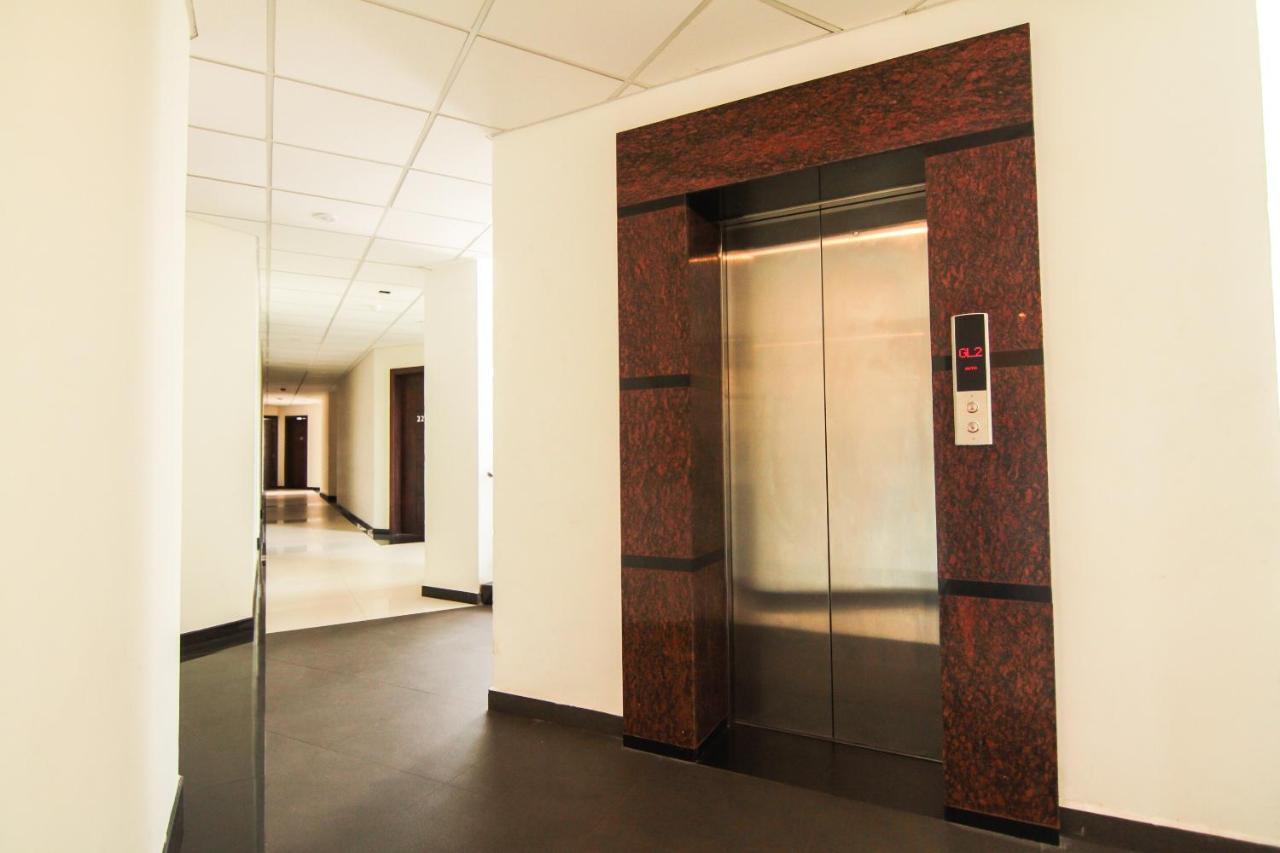 Saninro Hotel - Ragama Zewnętrze zdjęcie